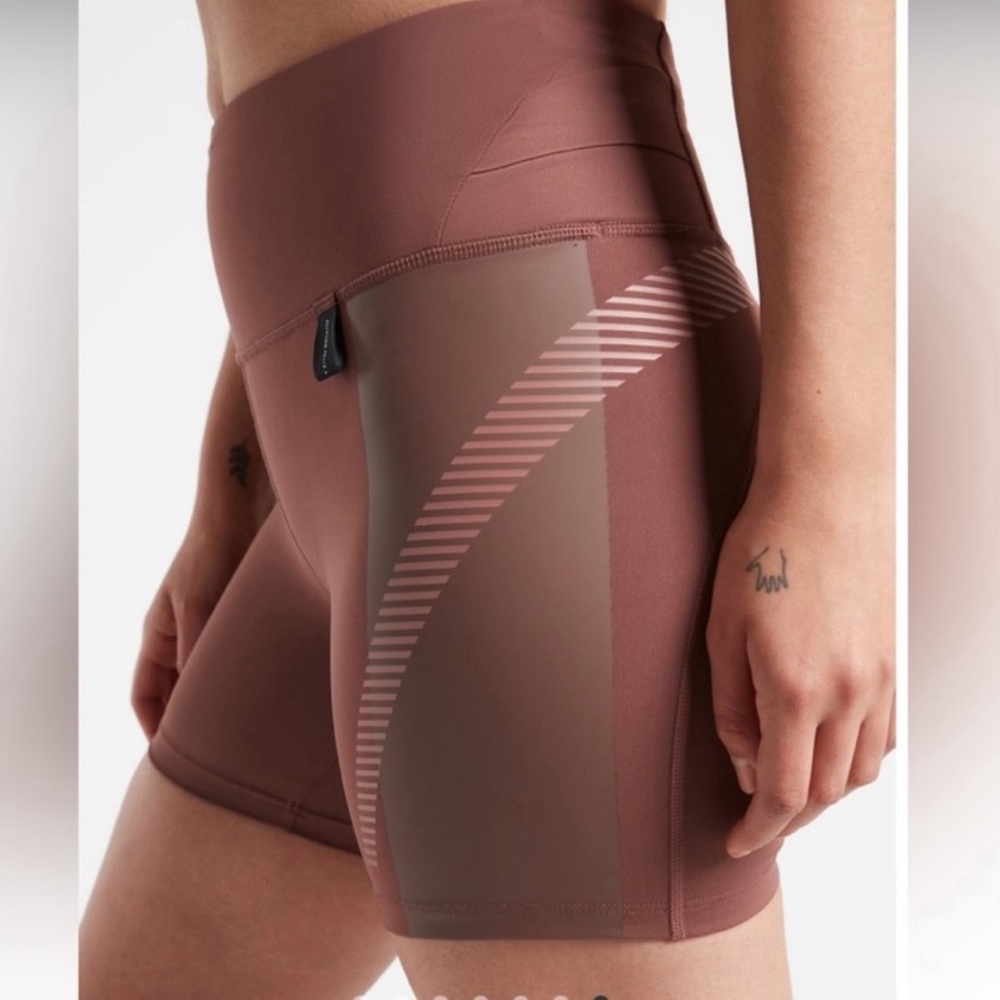 Athleta Women's Bike Shorts in Mauve